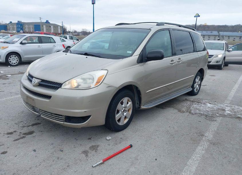 Photo 2 of 2005 Toyota Sienna LE (VIN 5TDZA23C65S295485)