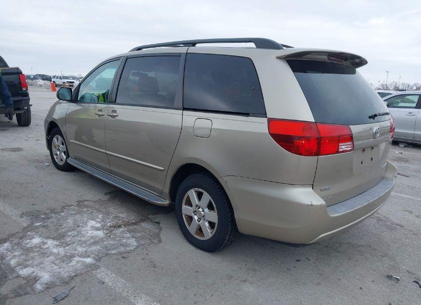 Photo 3 of 2005 Toyota Sienna LE (VIN 5TDZA23C65S295485)