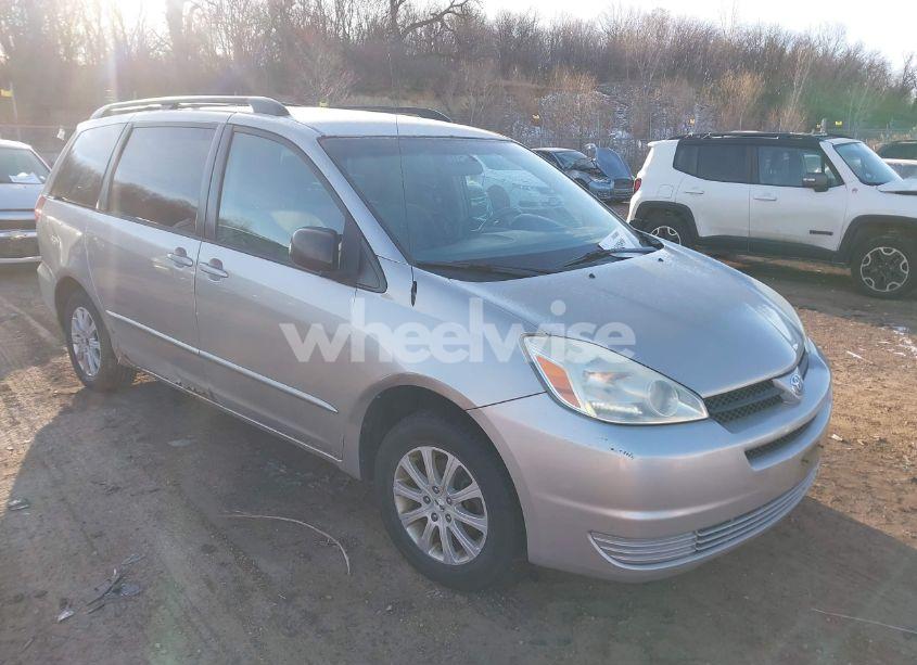 2005 Toyota Sienna LE (VIN 5TDZA23C65S296863) main photo