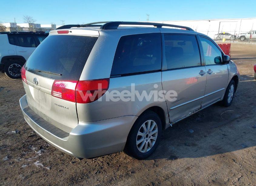 Photo 4 of 2005 Toyota Sienna LE (VIN 5TDZA23C65S296863)