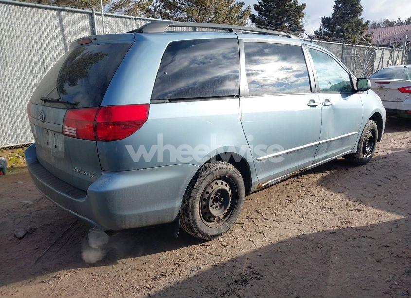 Photo 4 of 2005 Toyota Sienna LE (VIN 5TDZA23C65S368581)