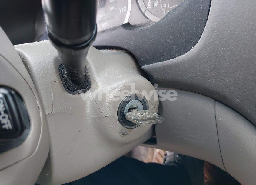 Photo 11 of 2005 Toyota Sienna CE (VIN 5TDZA23C65S370539)