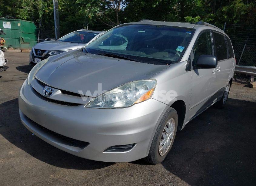 Photo 2 of 2006 Toyota Sienna LE (VIN 5TDZA23C66S420910)