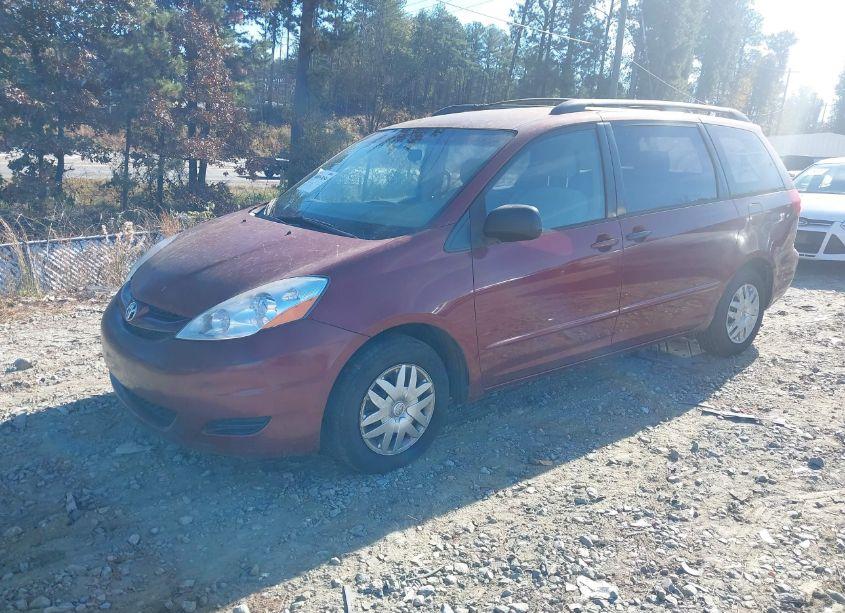 Photo 2 of 2006 Toyota Sienna CE (VIN 5TDZA23C66S431695)