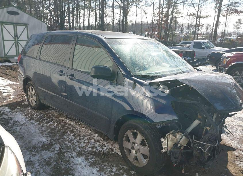 2006 Toyota Sienna LE (VIN 5TDZA23C66S473560) main photo