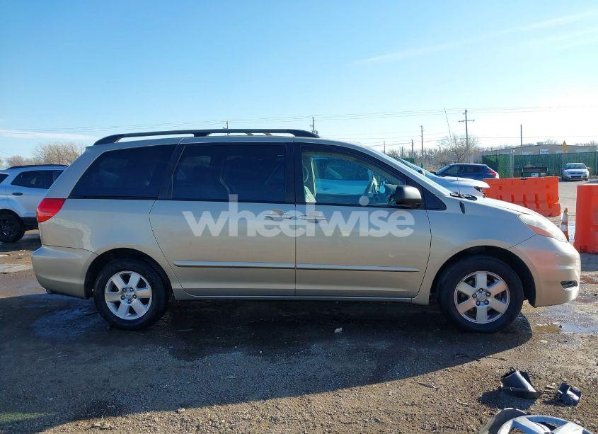 Photo 13 of 2006 Toyota Sienna LE (VIN 5TDZA23C66S493615)