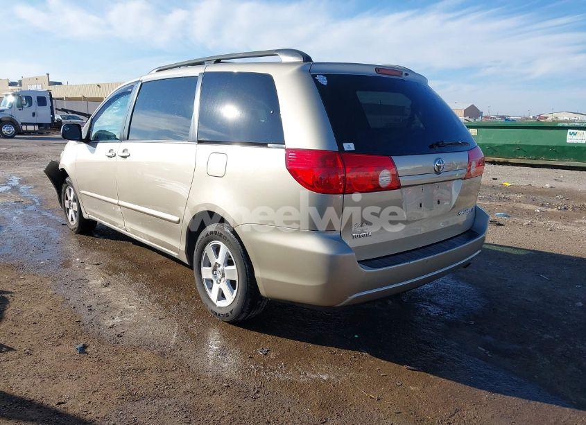 Photo 3 of 2006 Toyota Sienna LE (VIN 5TDZA23C66S493615)