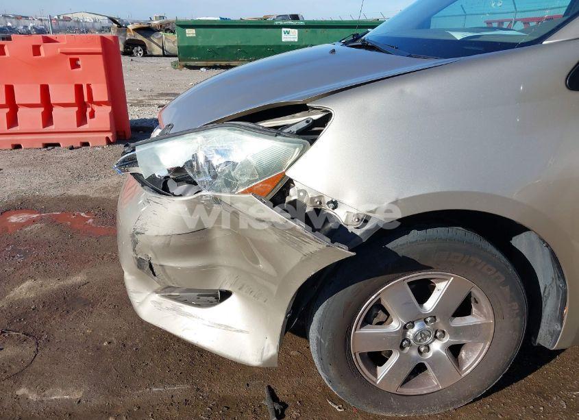 Photo 6 of 2006 Toyota Sienna LE (VIN 5TDZA23C66S493615)