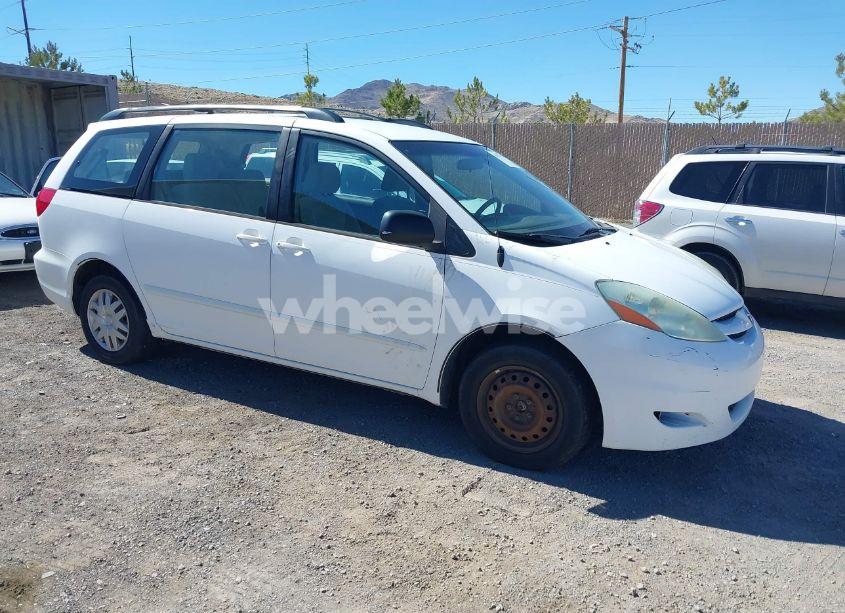2006 Toyota Sienna CE (VIN 5TDZA23C66S501874) main photo
