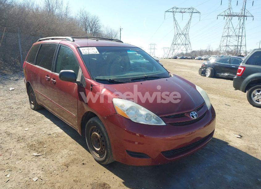 Photo 6 of 2006 Toyota Sienna LE (VIN 5TDZA23C66S502135)