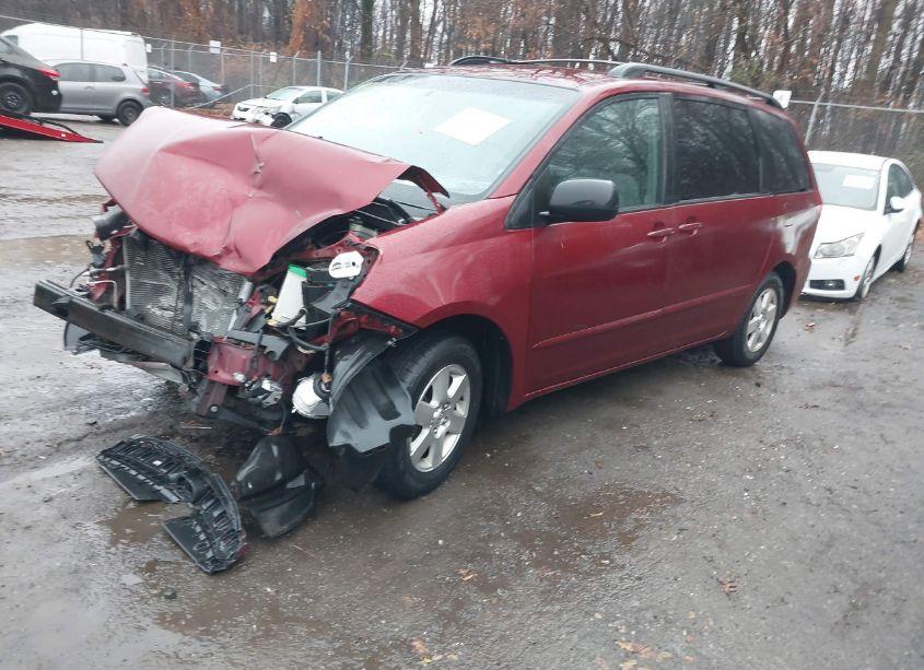 Photo 2 of 2006 Toyota Sienna LE (VIN 5TDZA23C66S502359)