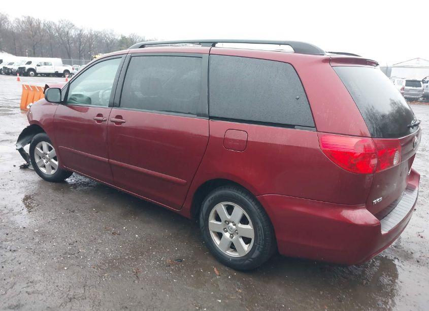 Photo 3 of 2006 Toyota Sienna LE (VIN 5TDZA23C66S502359)