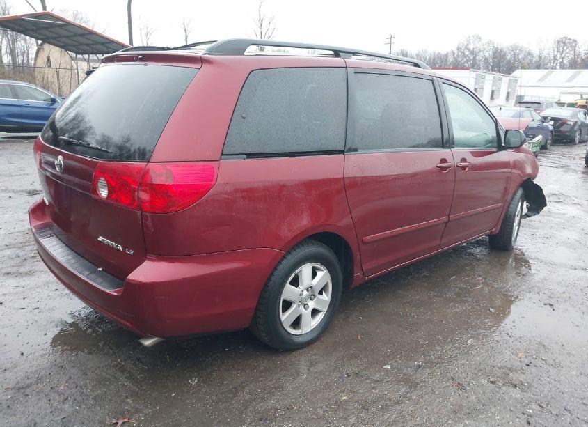 Photo 4 of 2006 Toyota Sienna LE (VIN 5TDZA23C66S502359)