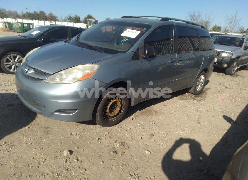 Photo 2 of 2006 Toyota Sienna CE (VIN 5TDZA23C66S510431)