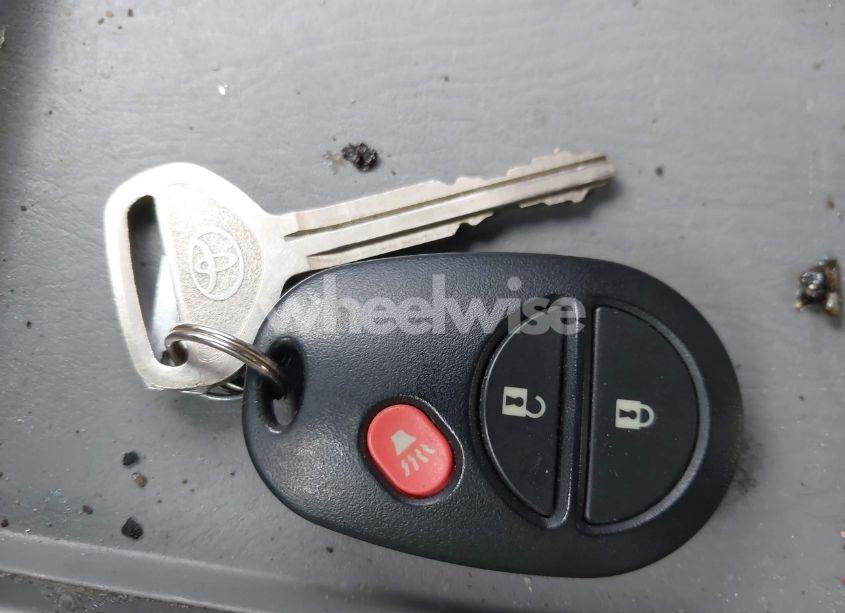 Photo 11 of 2006 Toyota Sienna CE (VIN 5TDZA23C66S522613)