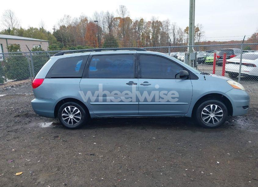 Photo 13 of 2006 Toyota Sienna CE (VIN 5TDZA23C66S522613)