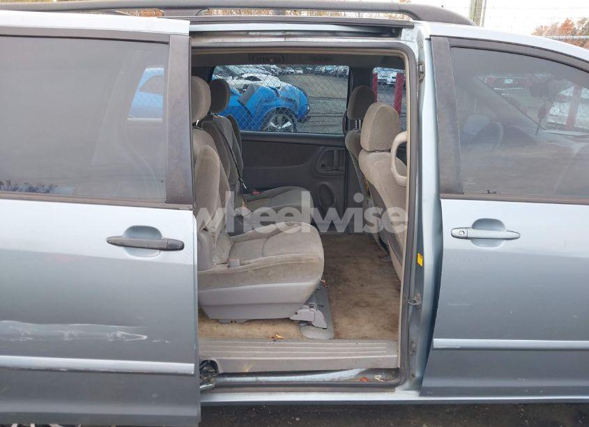 Photo 8 of 2006 Toyota Sienna CE (VIN 5TDZA23C66S522613)