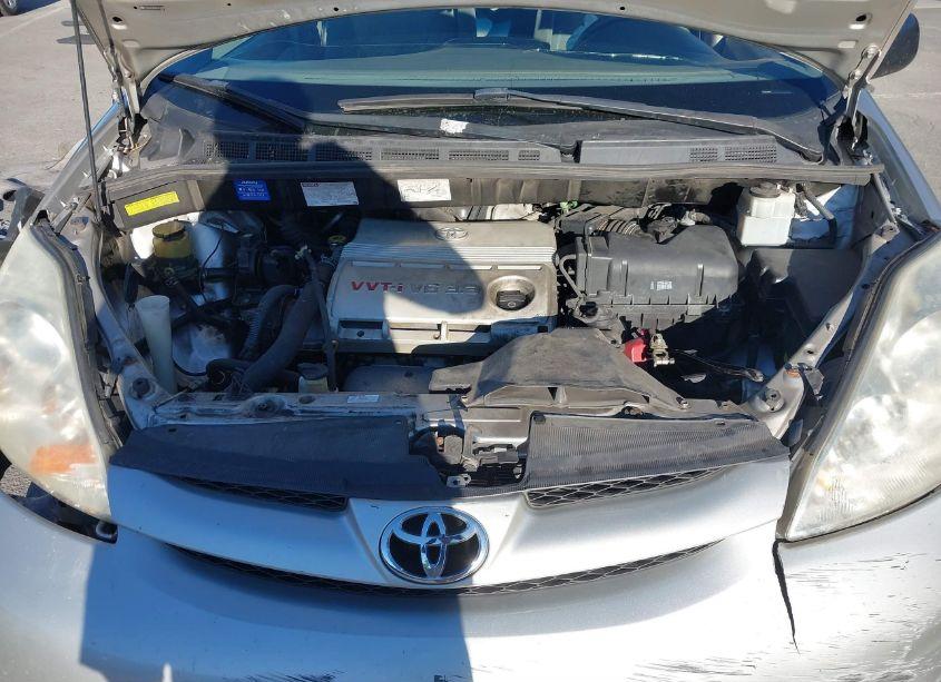 Photo 10 of 2006 Toyota Sienna LE (VIN 5TDZA23C66S561069)