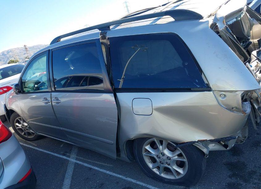 Photo 15 of 2006 Toyota Sienna LE (VIN 5TDZA23C66S561069)