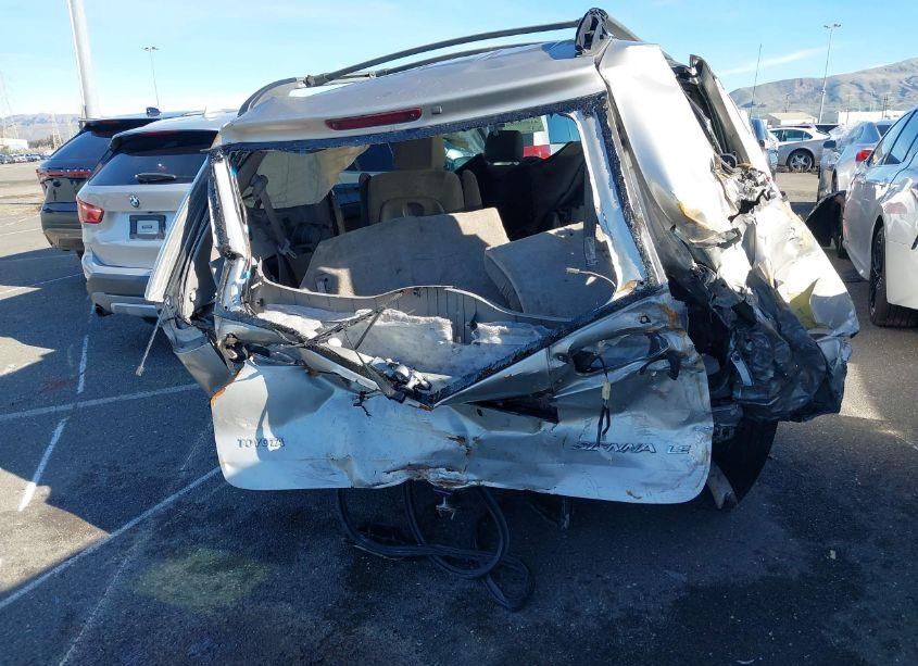 Photo 17 of 2006 Toyota Sienna LE (VIN 5TDZA23C66S561069)