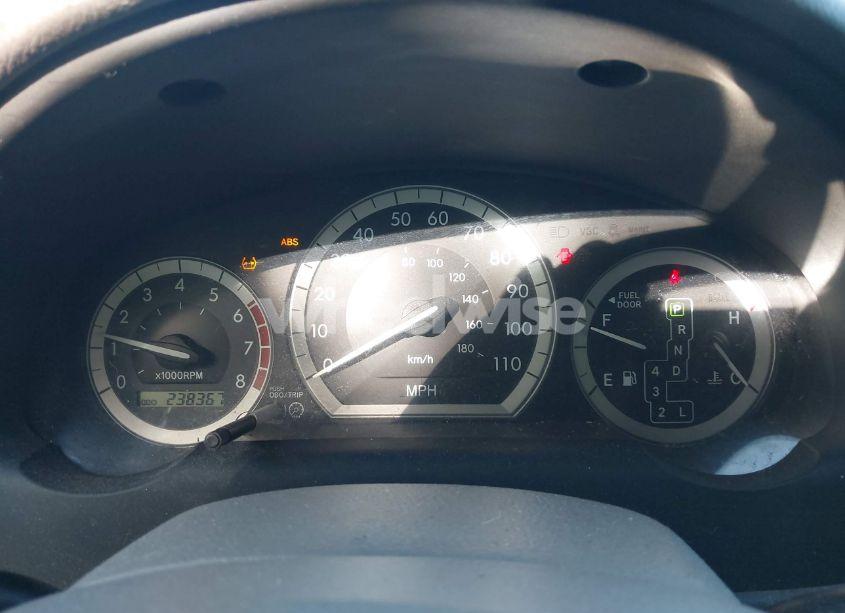 Photo 7 of 2004 Toyota Sienna LE (VIN 5TDZA23C74S000747)