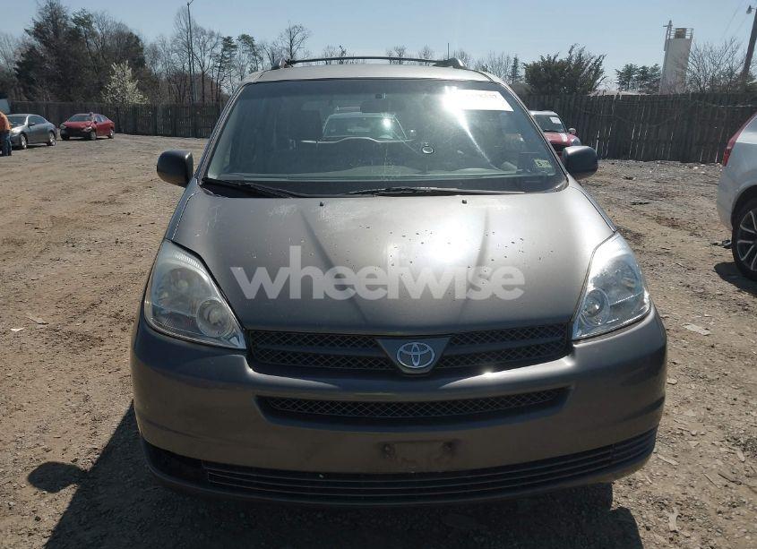 Photo 6 of 2004 Toyota Sienna CE (VIN 5TDZA23C74S015121)