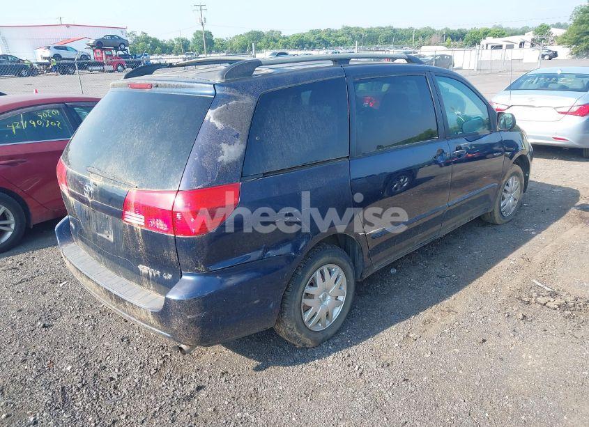 Photo 4 of 2004 Toyota Sienna LE (VIN 5TDZA23C74S023638)