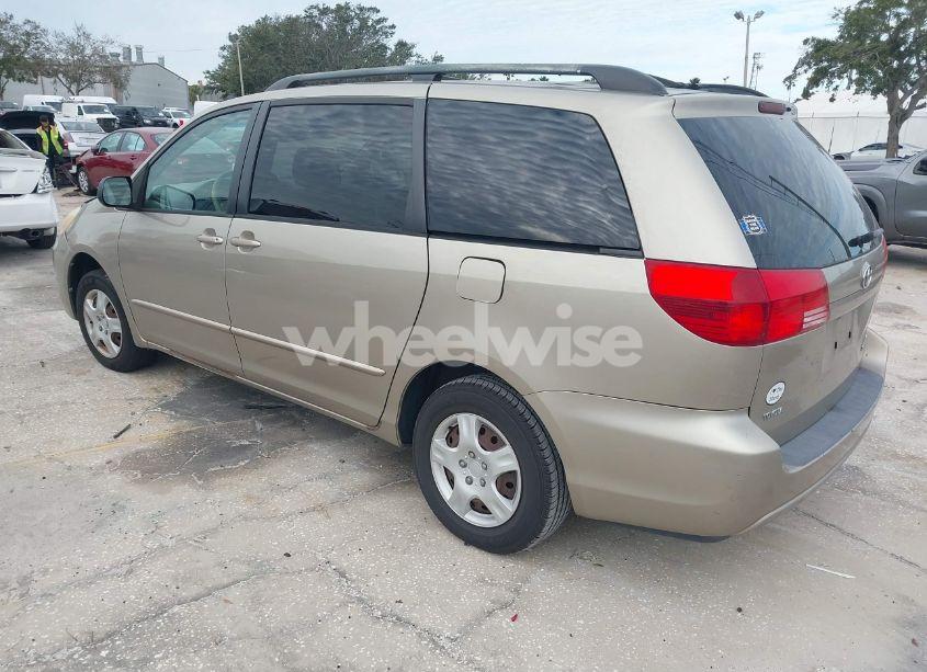 Photo 3 of 2004 Toyota Sienna LE (VIN 5TDZA23C74S027267)