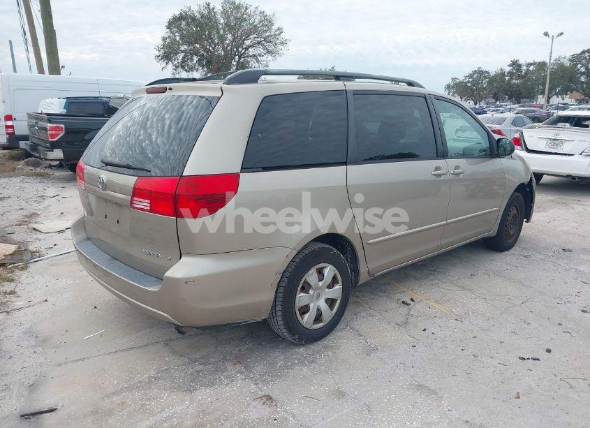 Photo 4 of 2004 Toyota Sienna LE (VIN 5TDZA23C74S027267)