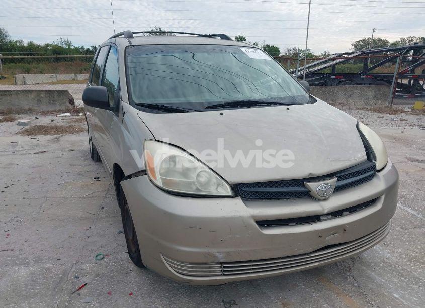 Photo 6 of 2004 Toyota Sienna LE (VIN 5TDZA23C74S027267)