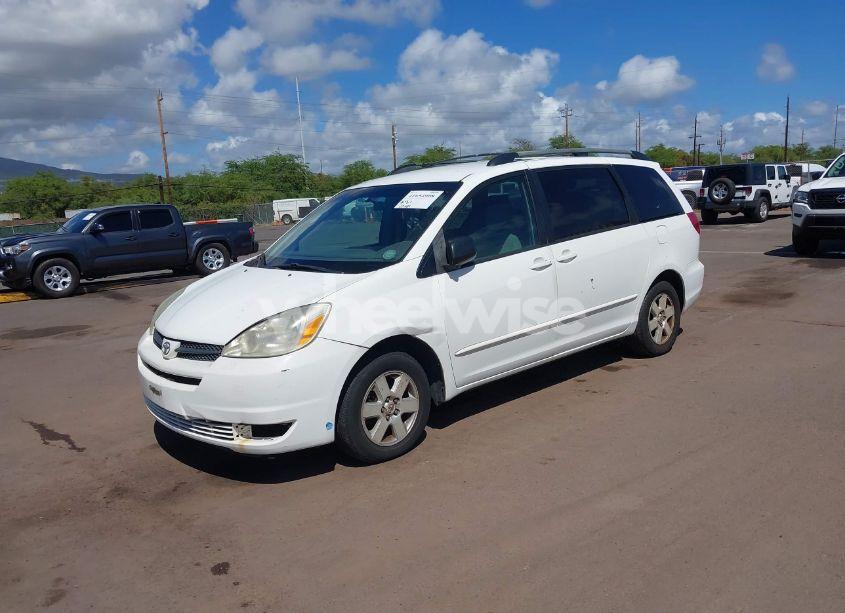 Photo 2 of 2004 Toyota Sienna LE (VIN 5TDZA23C74S030752)