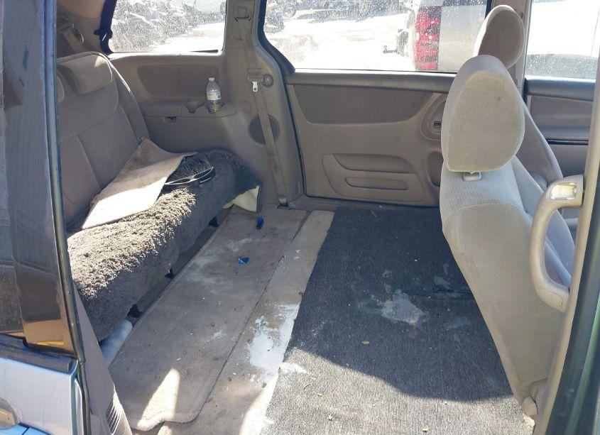 Photo 8 of 2004 Toyota Sienna LE (VIN 5TDZA23C74S052752)