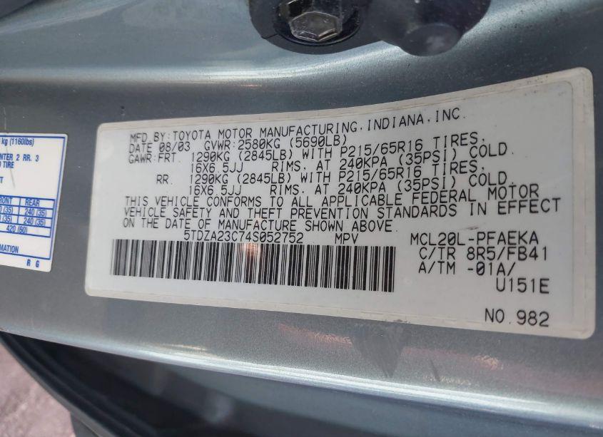 Photo 9 of 2004 Toyota Sienna LE (VIN 5TDZA23C74S052752)