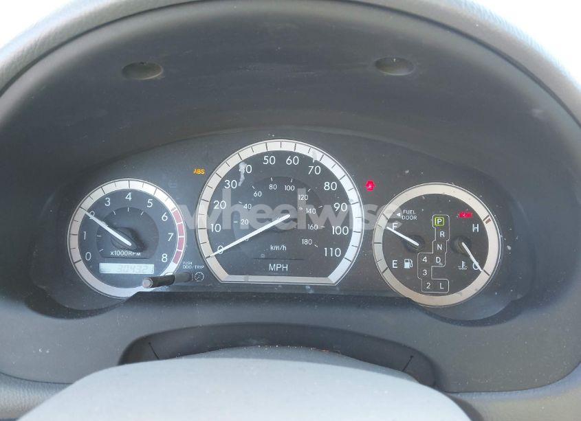 Photo 7 of 2004 Toyota Sienna LE (VIN 5TDZA23C74S060480)