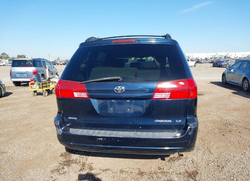 Photo 16 of 2004 Toyota Sienna LE (VIN 5TDZA23C74S110438)
