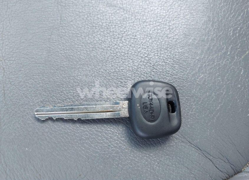 Photo 11 of 2004 Toyota Sienna CE/LE (VIN 5TDZA23C74S116935)