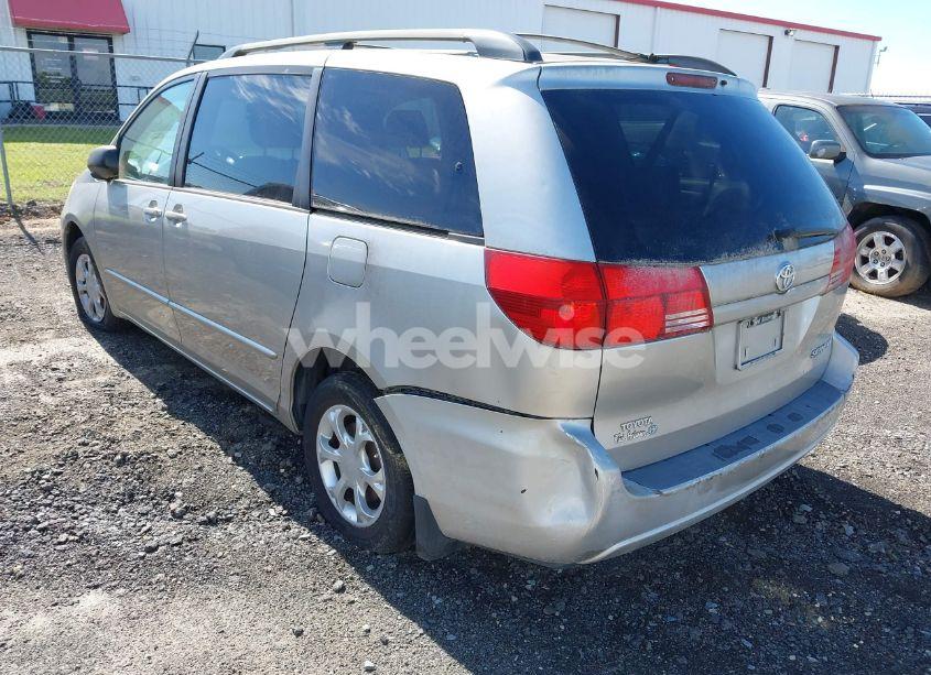 Photo 3 of 2004 Toyota Sienna CE/LE (VIN 5TDZA23C74S116935)