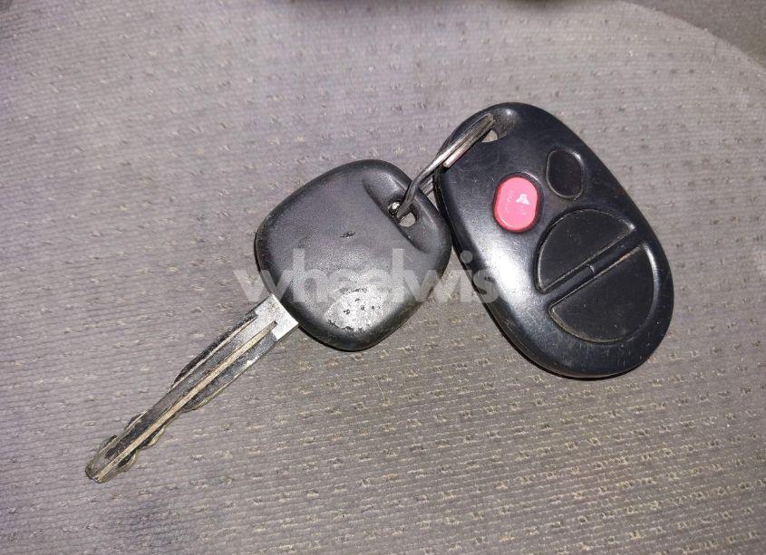 Photo 11 of 2004 Toyota Sienna LE (VIN 5TDZA23C74S120726)