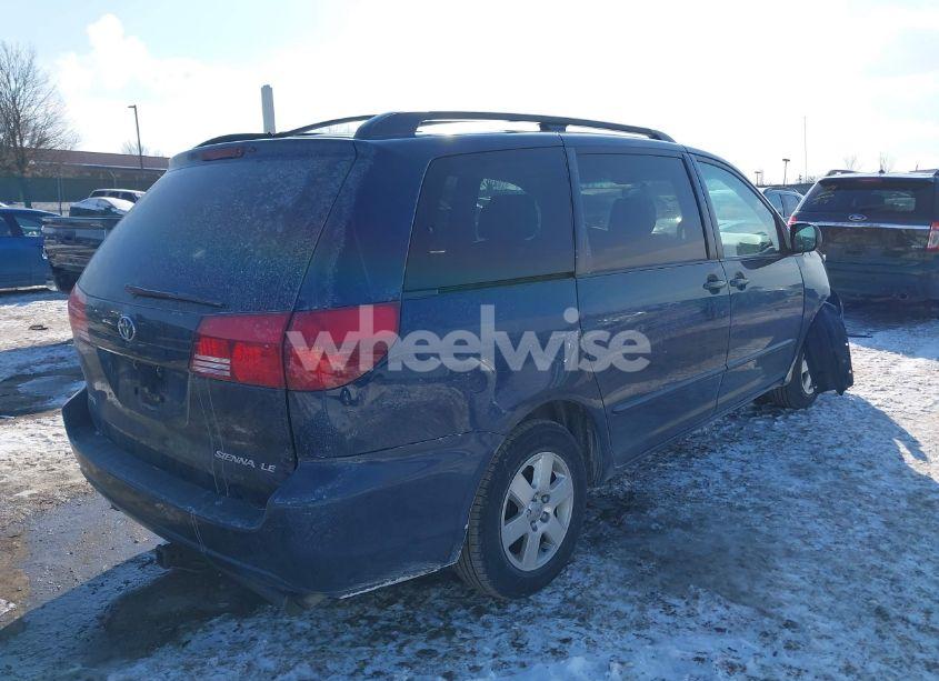 Photo 4 of 2004 Toyota Sienna LE (VIN 5TDZA23C74S124338)