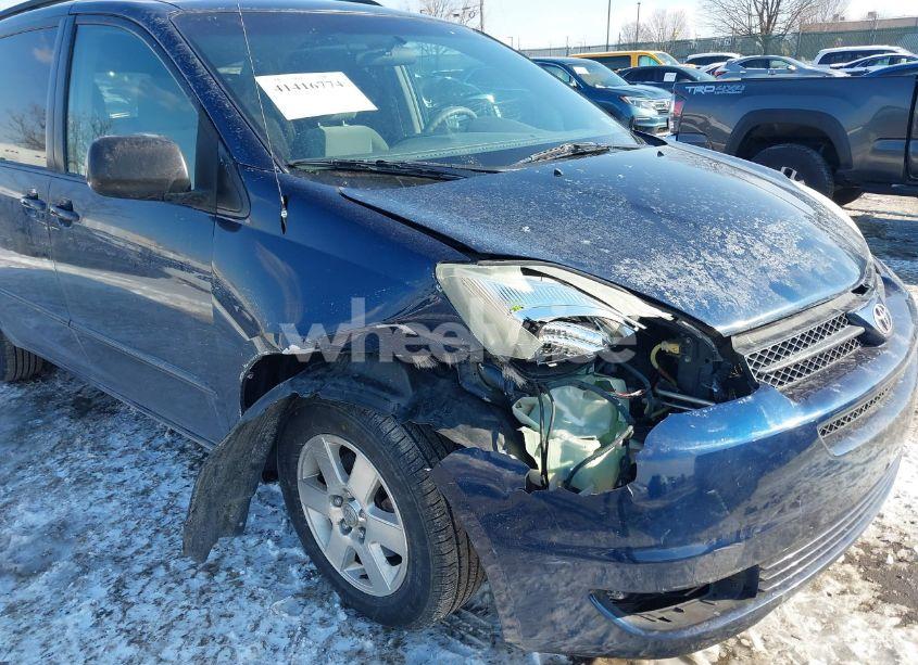 Photo 6 of 2004 Toyota Sienna LE (VIN 5TDZA23C74S124338)