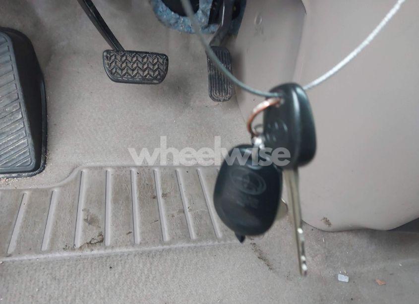 Photo 11 of 2004 Toyota Sienna CE/LE (VIN 5TDZA23C74S124761)