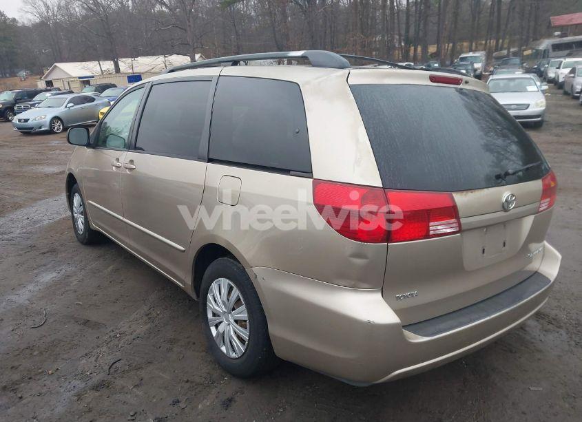 Photo 3 of 2004 Toyota Sienna CE/LE (VIN 5TDZA23C74S124761)