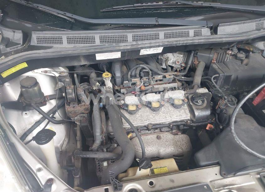 Photo 10 of 2004 Toyota Sienna CE (VIN 5TDZA23C74S161390)