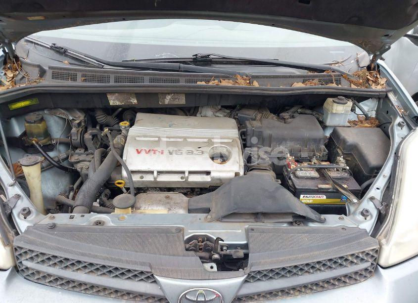 Photo 10 of 2004 Toyota Sienna LE (VIN 5TDZA23C74S172826)