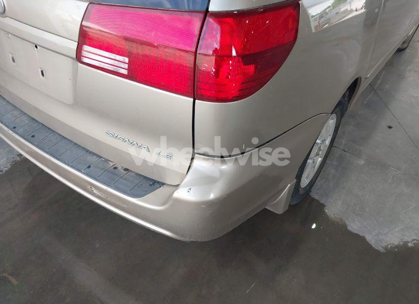 Photo 6 of 2004 Toyota Sienna LE (VIN 5TDZA23C74S207557)