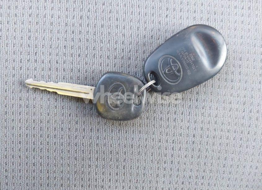 Photo 11 of 2005 Toyota Sienna LE (VIN 5TDZA23C75S254119)