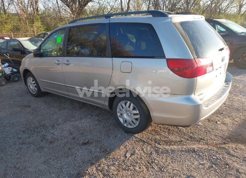 Photo 3 of 2005 Toyota Sienna LE (VIN 5TDZA23C75S254119)