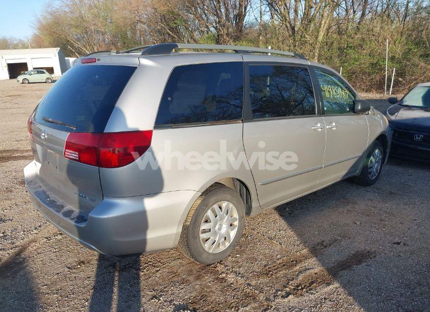 Photo 4 of 2005 Toyota Sienna LE (VIN 5TDZA23C75S254119)