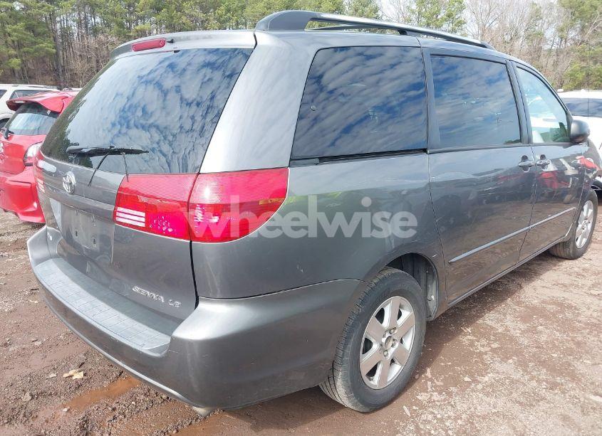 Photo 4 of 2005 Toyota Sienna LE (VIN 5TDZA23C75S264357)