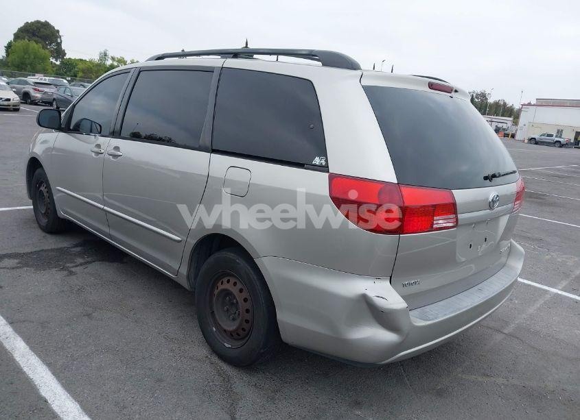 Photo 3 of 2005 Toyota Sienna LE (VIN 5TDZA23C75S300953)
